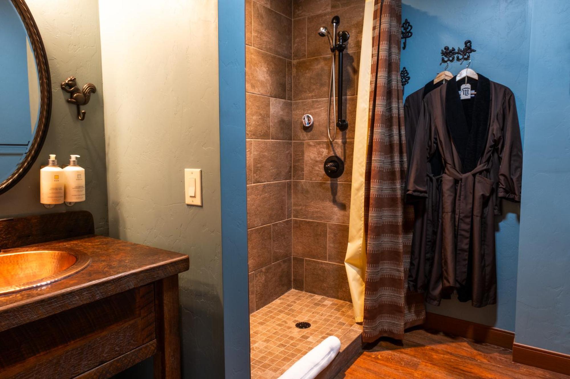 Mt. Lemmon Lodge Loma Linda Ngoại thất bức ảnh